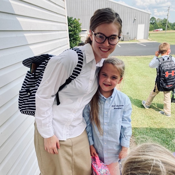 Meet your Posher, Sara - Picture 15 of 16